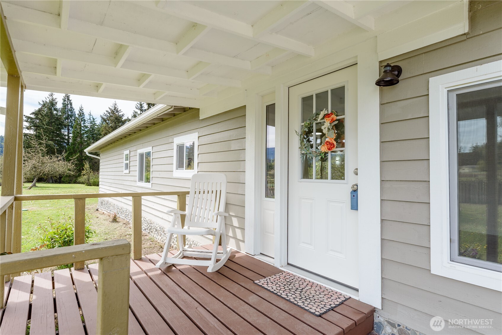 251 Washington Harbor Rd , Sequim, WA 98382