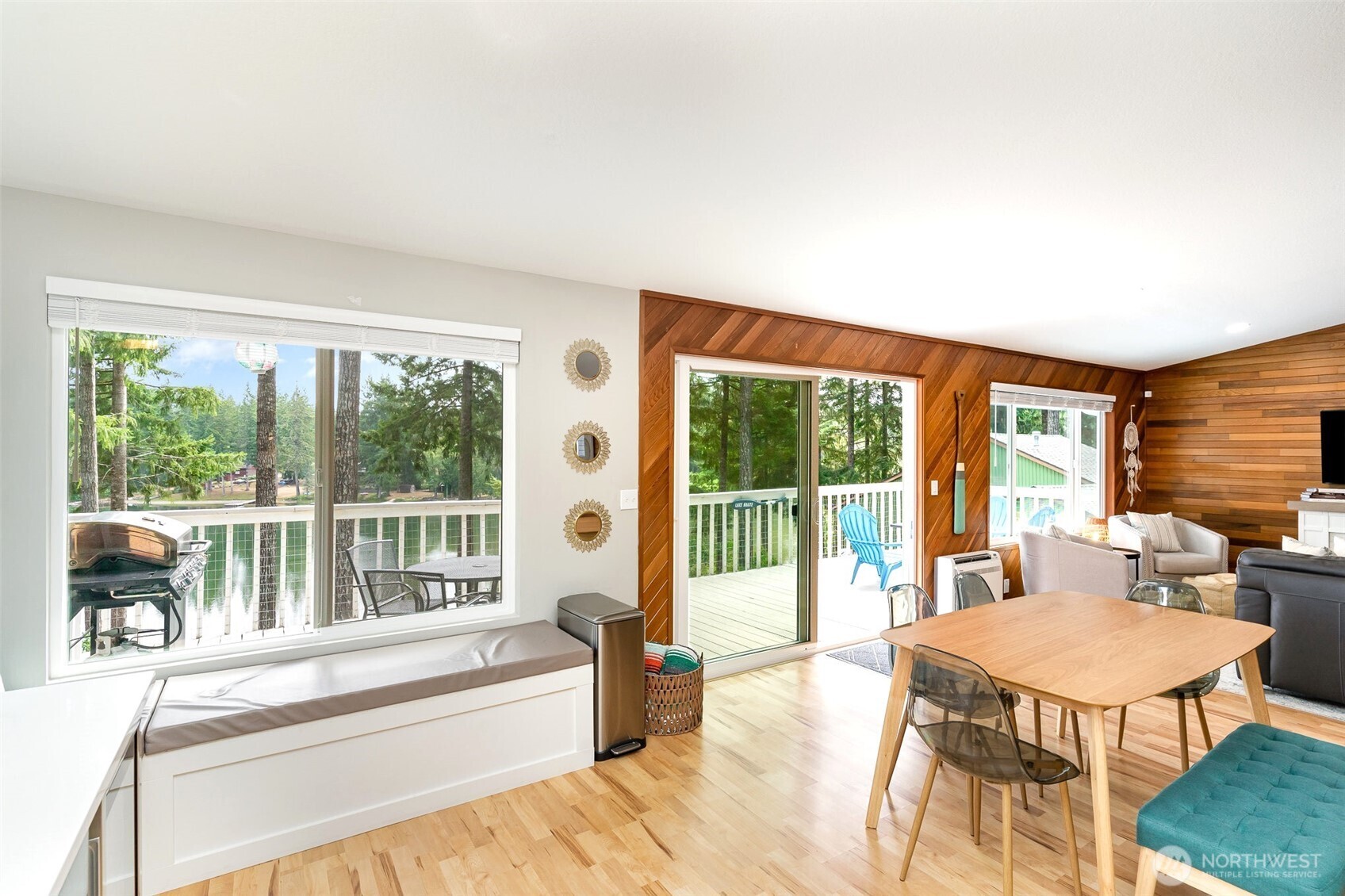 2181 E Trails End Drive , Belfair, WA 98528