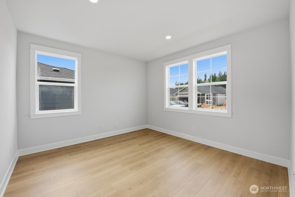 2926 Balsamroot Drive SE, Lacey, WA 98513
