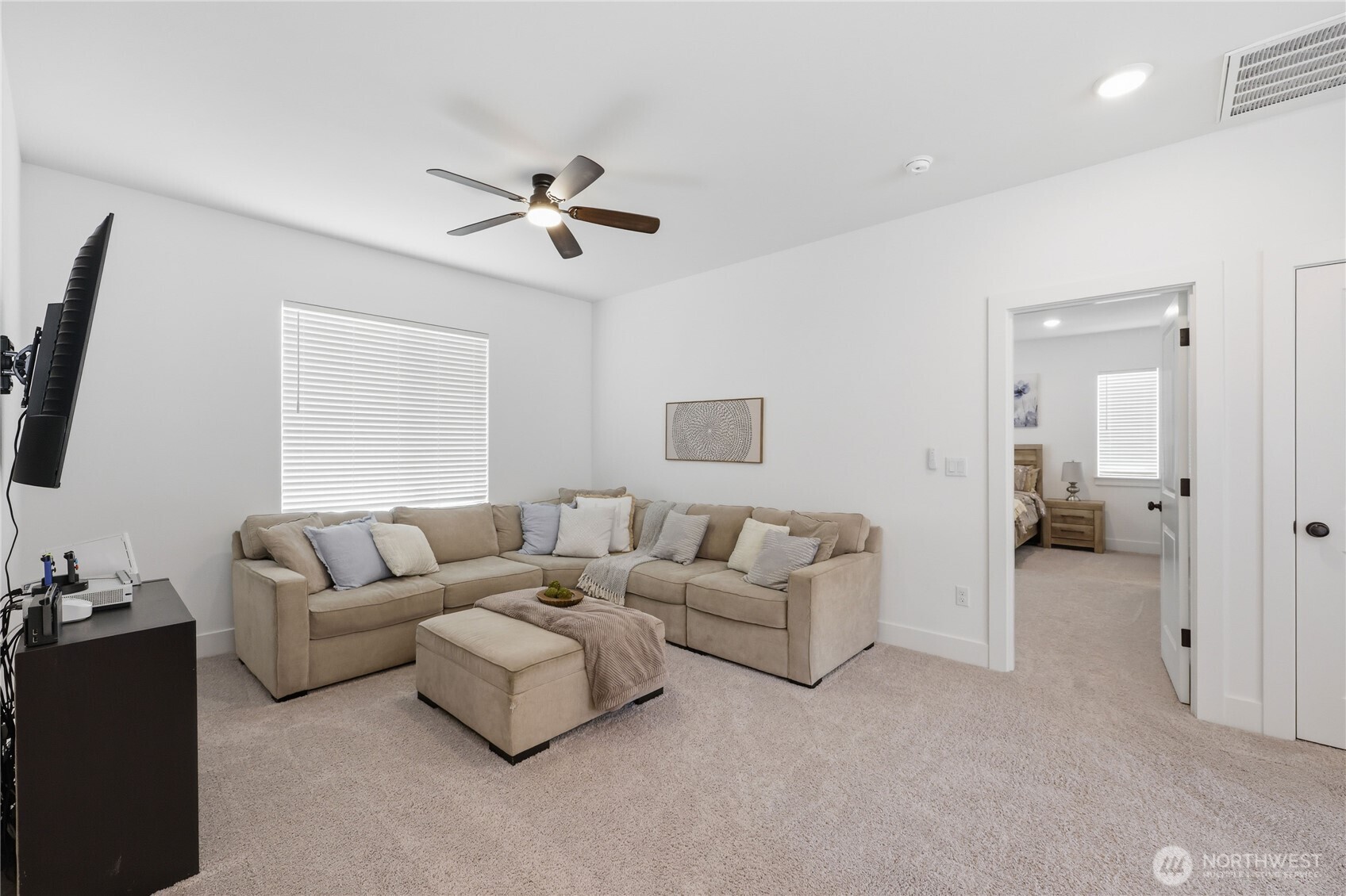 18526 Sawgrass Drive NE, Poulsbo, WA 98370