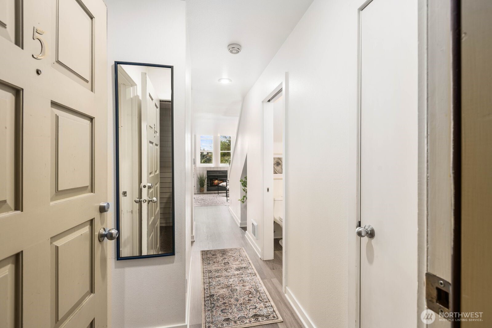 10237 SE 3rd Street #5, Bellevue, WA 98004