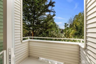 10237 SE 3rd Street #5, Bellevue, WA 98004 - Photo 14