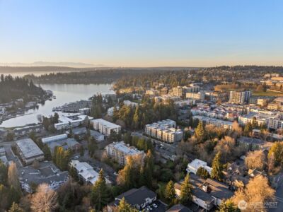10237 SE 3rd Street #5, Bellevue, WA 98004 - Photo 32