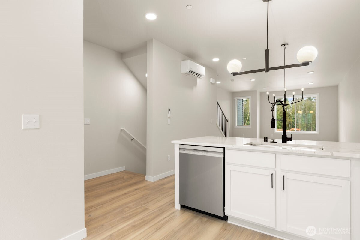 16823 Alder Way #K2, Lynnwood, WA 98037