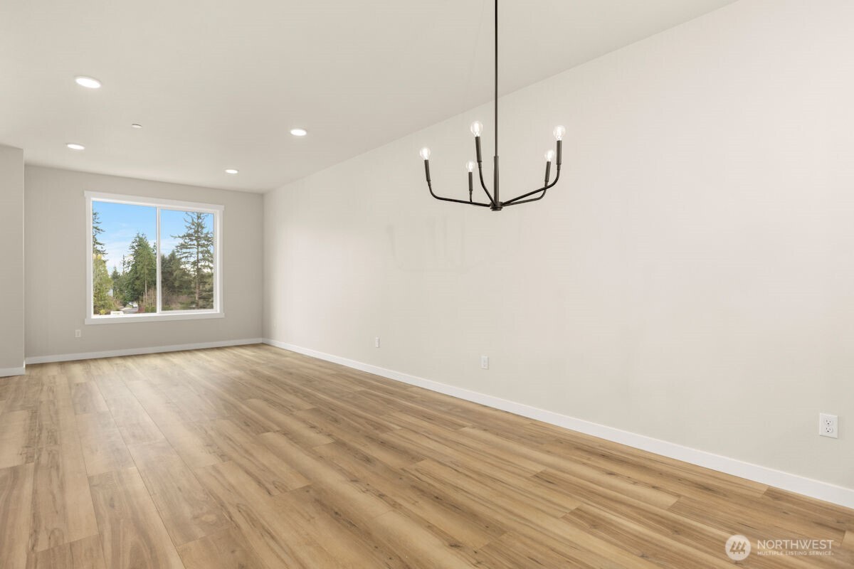 16823 Alder Way #K2, Lynnwood, WA 98037