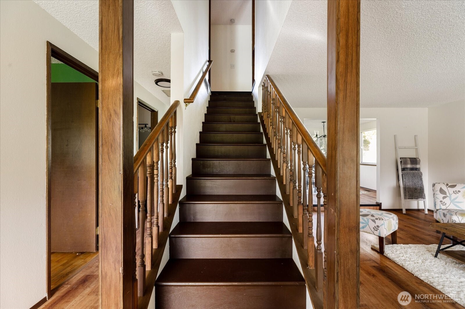 987 E Crescent Harbor Road , Oak Harbor, WA 98277