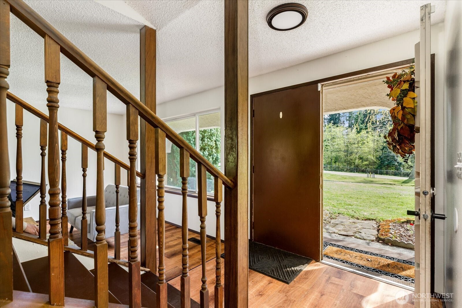 987 E Crescent Harbor Road , Oak Harbor, WA 98277