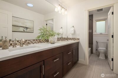 323 6th Avenue S, Kirkland, WA 98033 - Photo 27