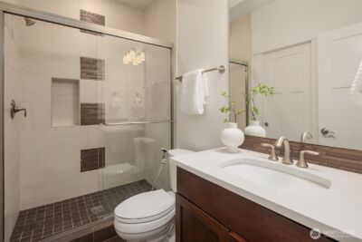 323 6th Avenue S, Kirkland, WA 98033 - Photo 32