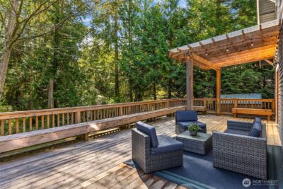 14340 Shasta Lane NE, Bainbridge Island, WA 98110 - Photo 17