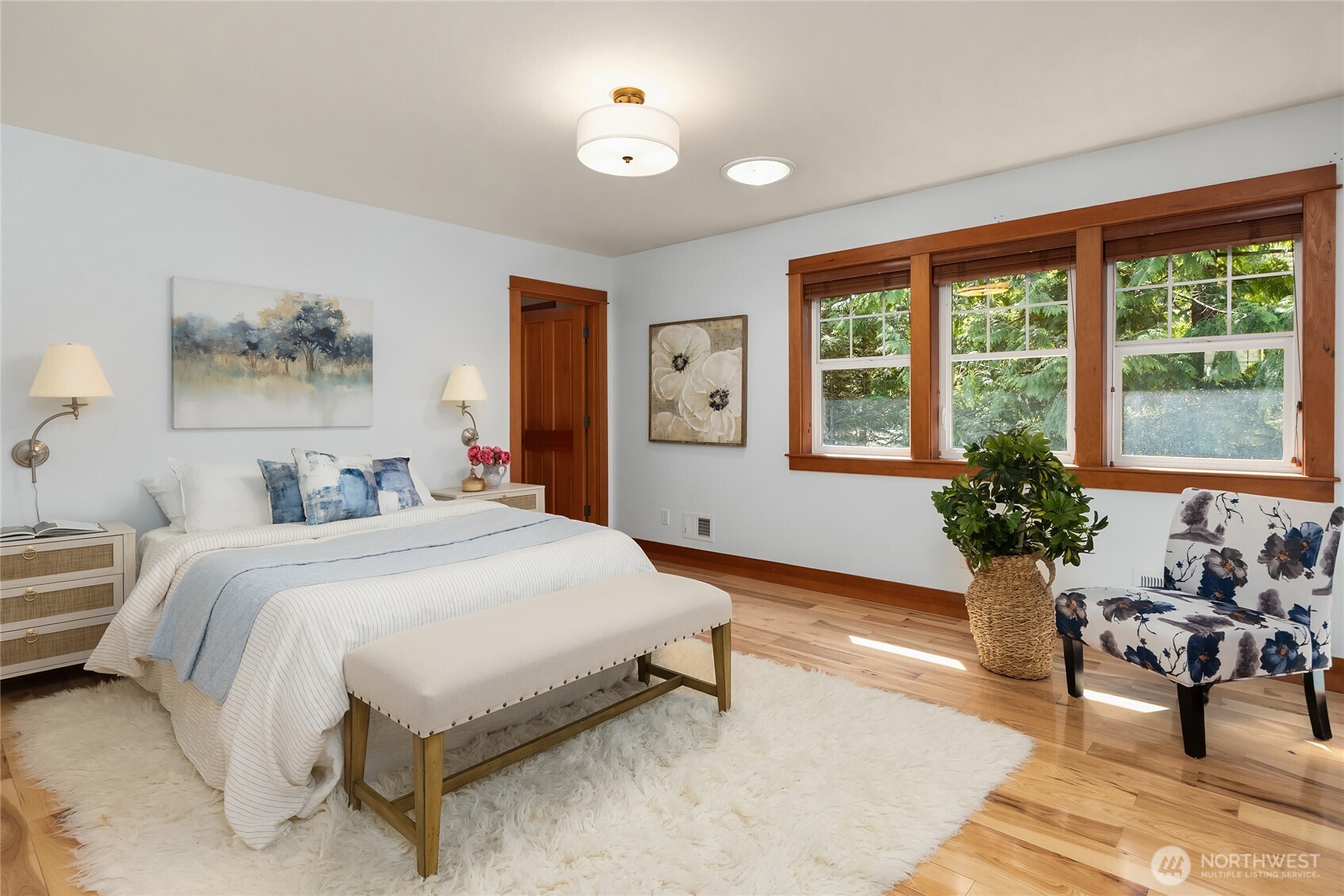 14340 Shasta Lane NE, Bainbridge Island, WA 98110