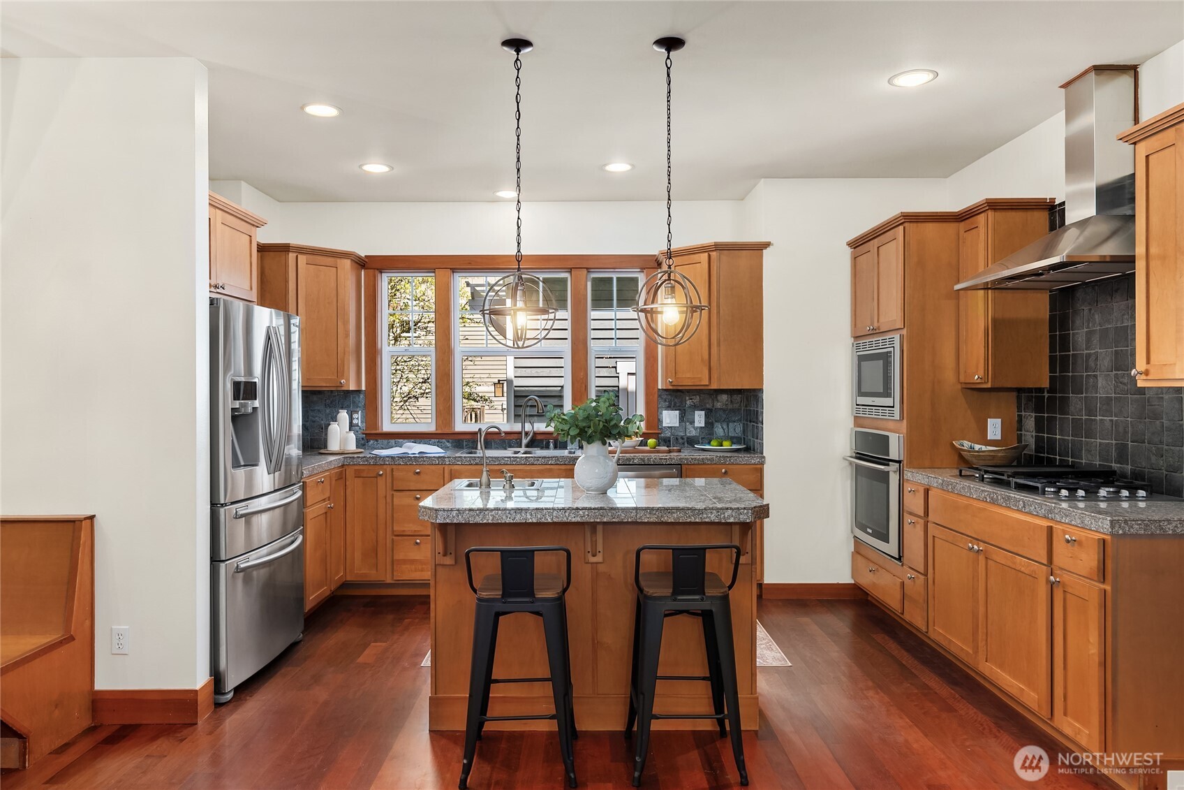 14340 Shasta Lane NE, Bainbridge Island, WA 98110