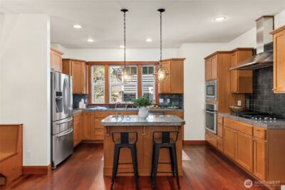 14340 Shasta Lane NE, Bainbridge Island, WA 98110 - Photo 10