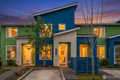 9725 10th Place SW, Seattle, WA 98106 - Photo 1