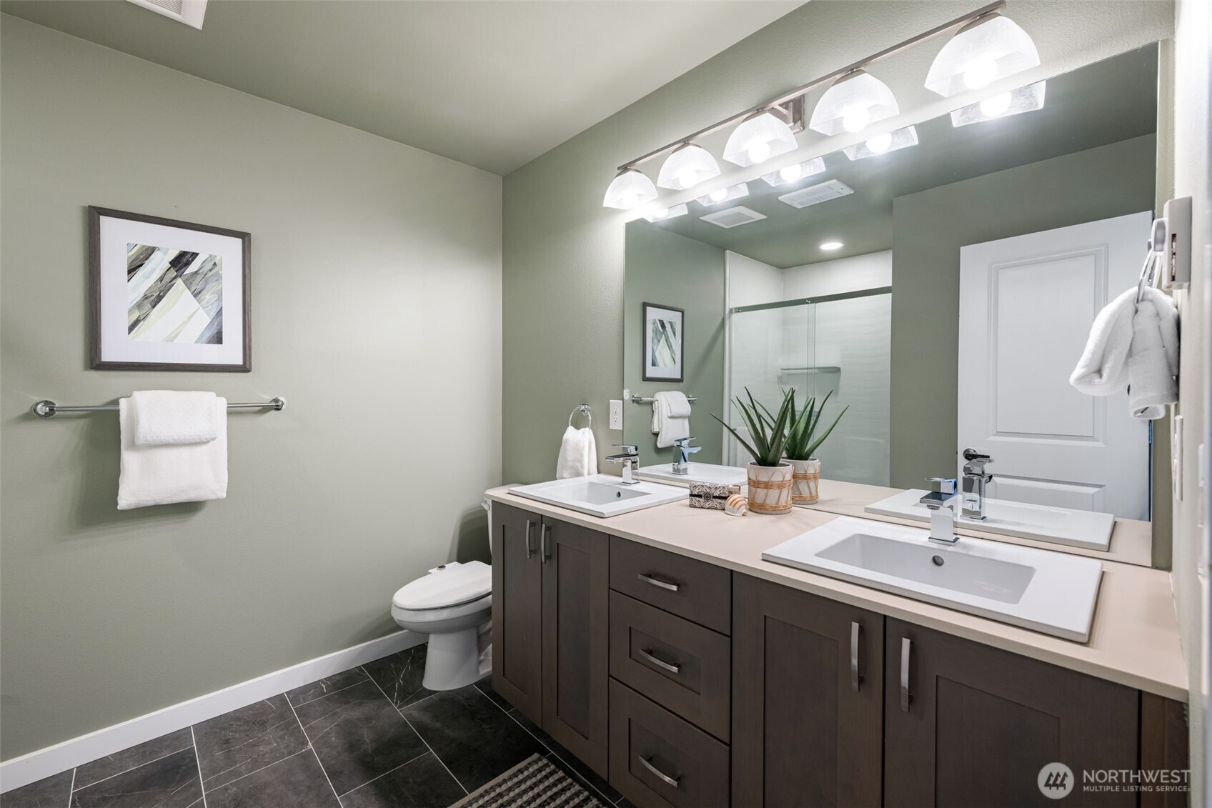 9725 10th Place SW, Seattle, WA 98106
