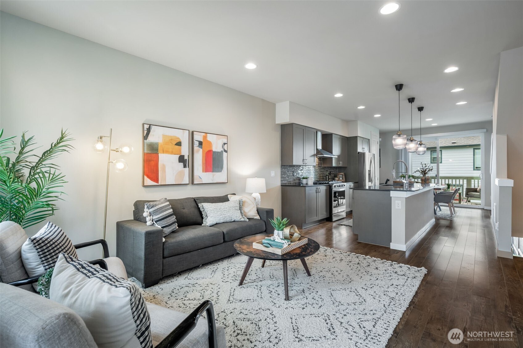 9725 10th Place SW, Seattle, WA 98106