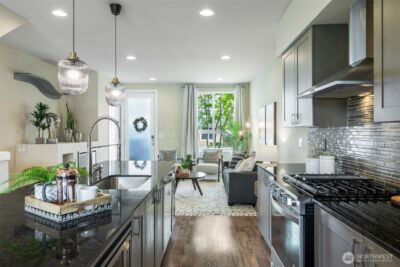 9725 10th Place SW, Seattle, WA 98106 - Photo 9