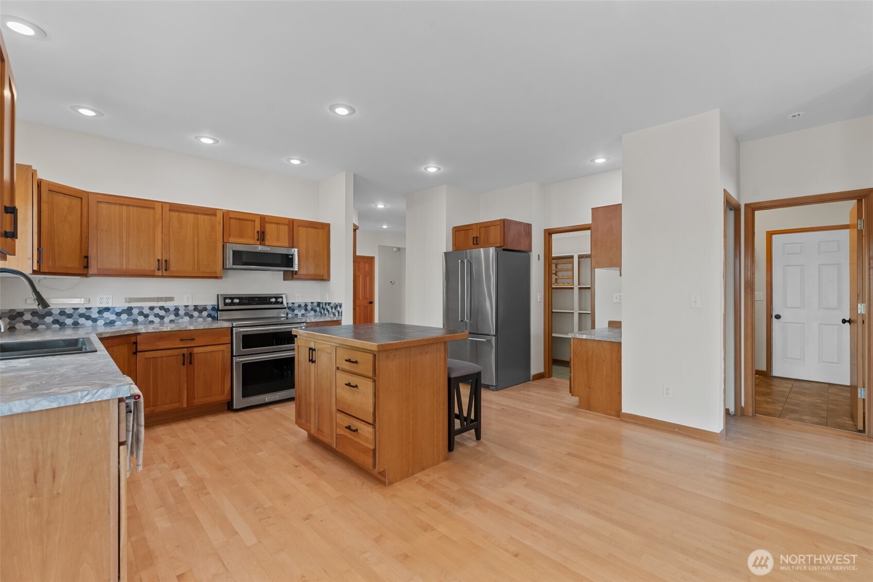 2013 Linville Drive , Wenatchee, WA 98801