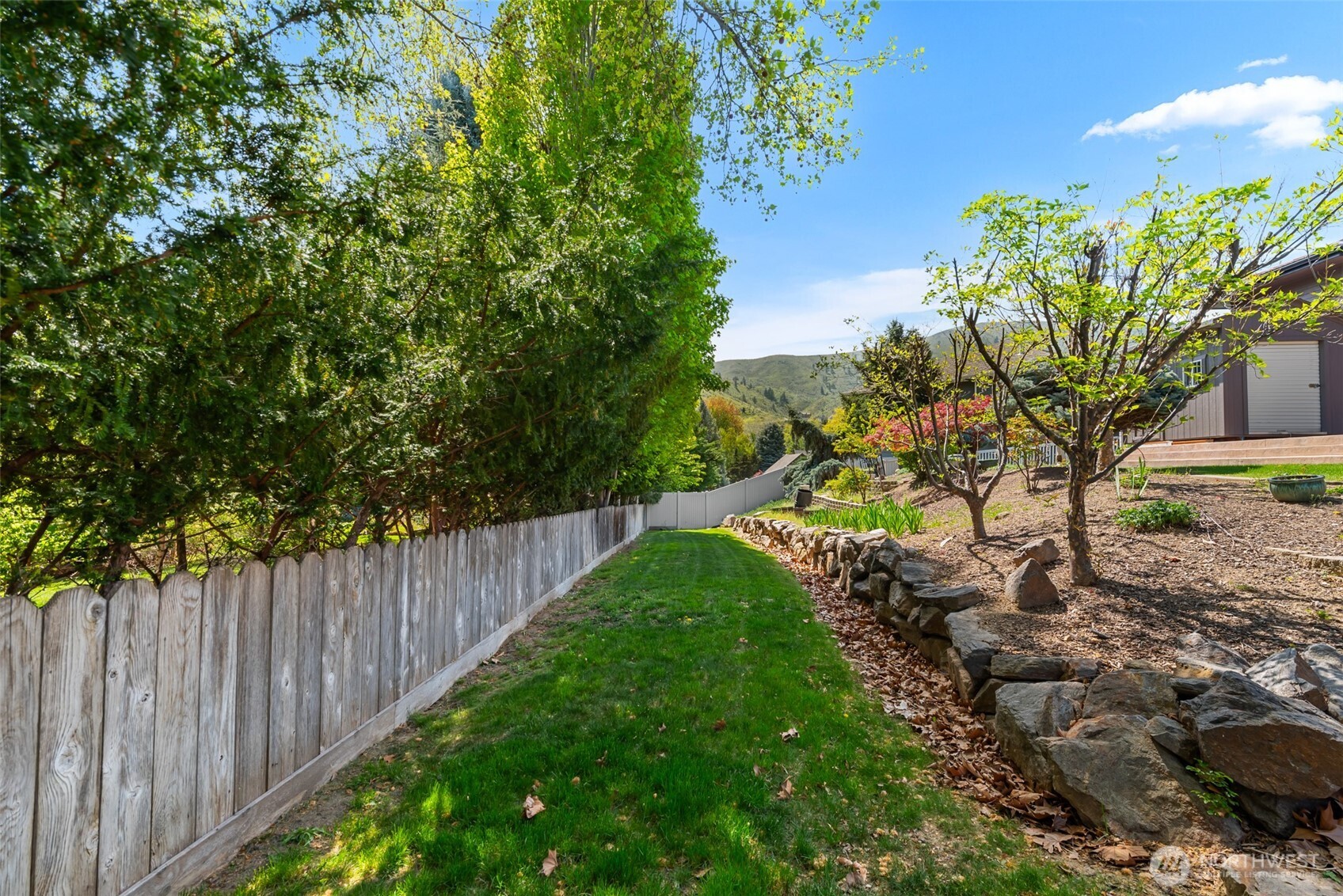 2013 Linville Drive , Wenatchee, WA 98801