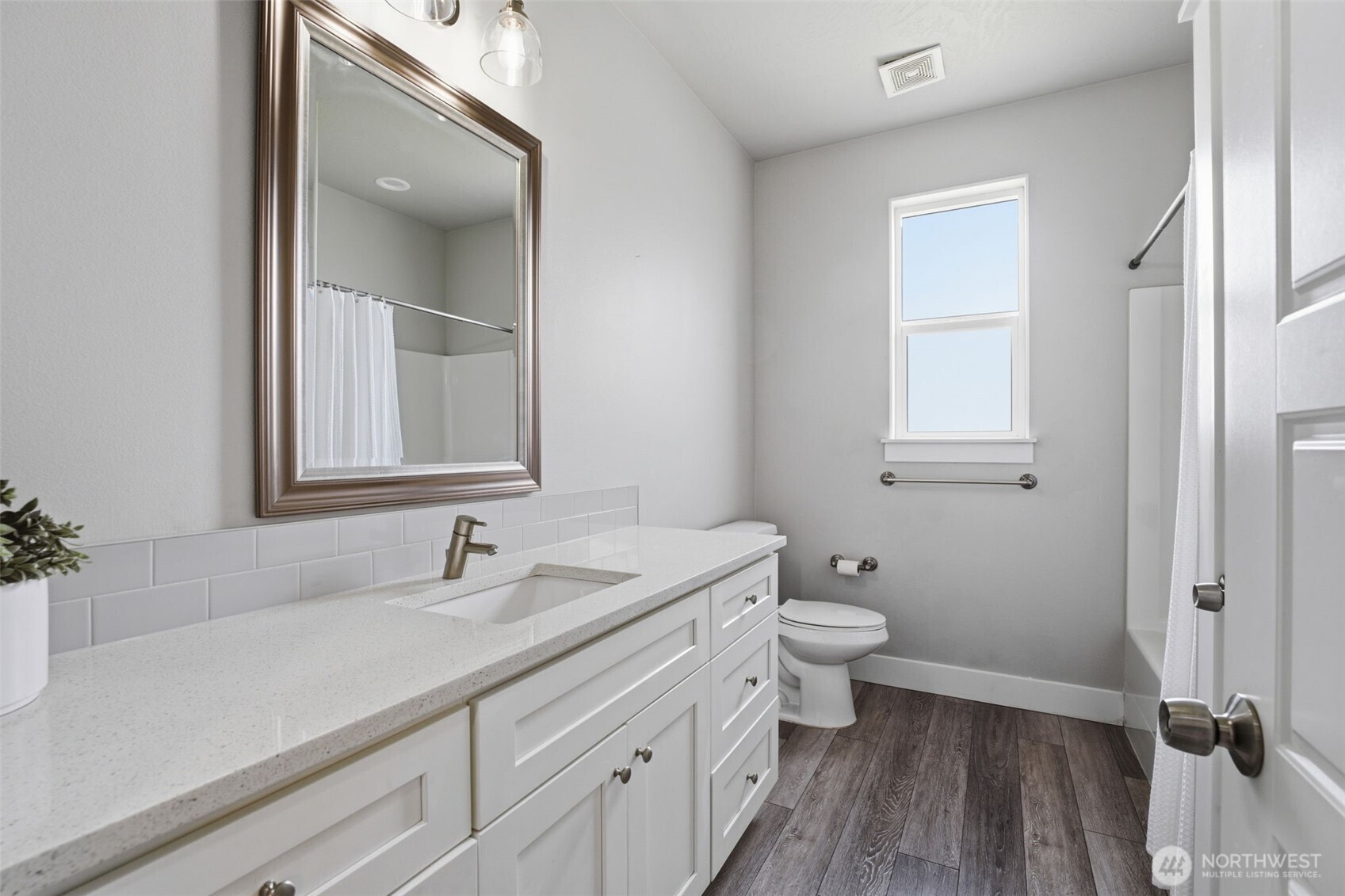 1075 Klamath Court , Richland, WA 99352