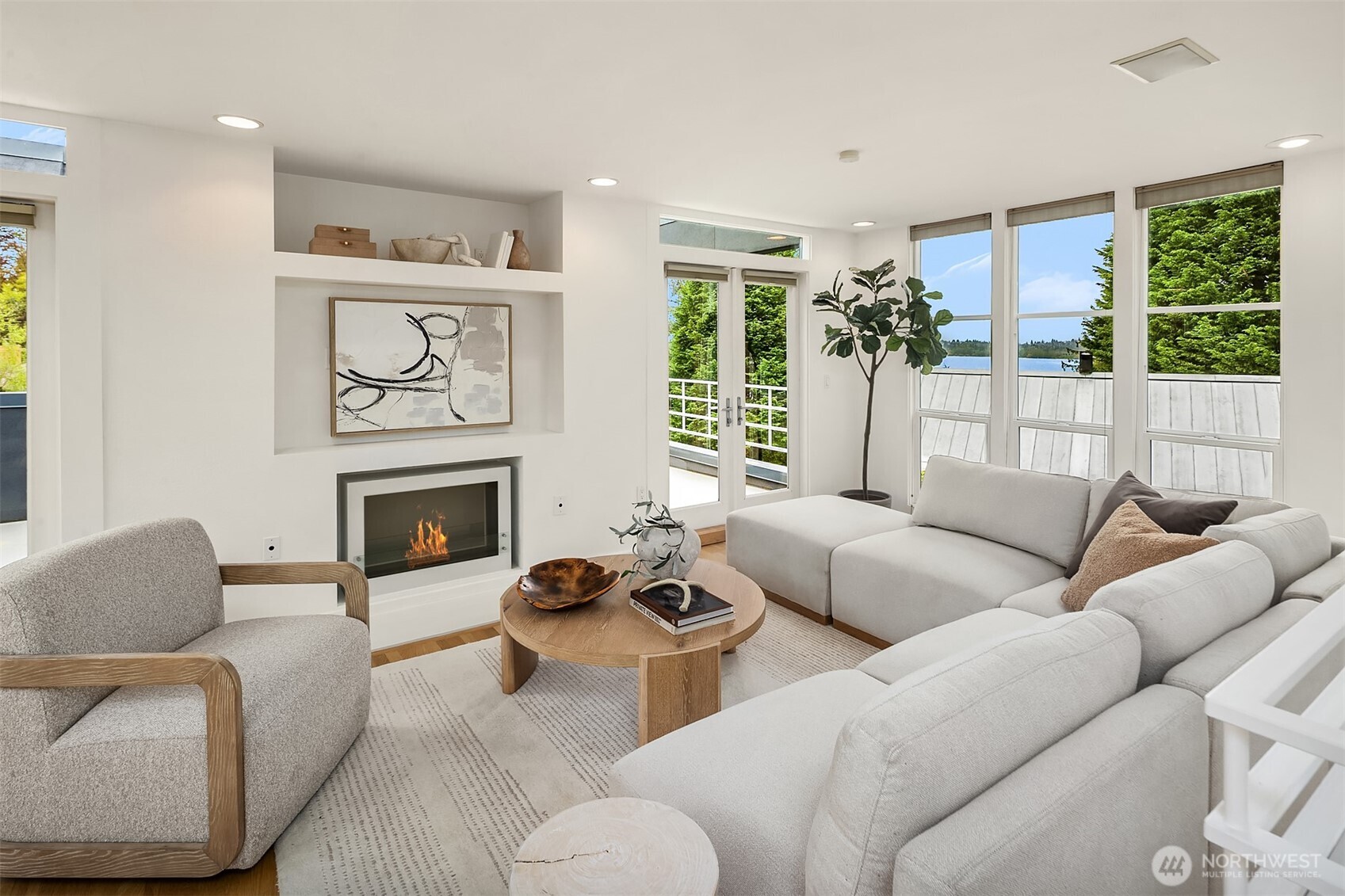 1023 14th Place W, Kirkland, WA 98033