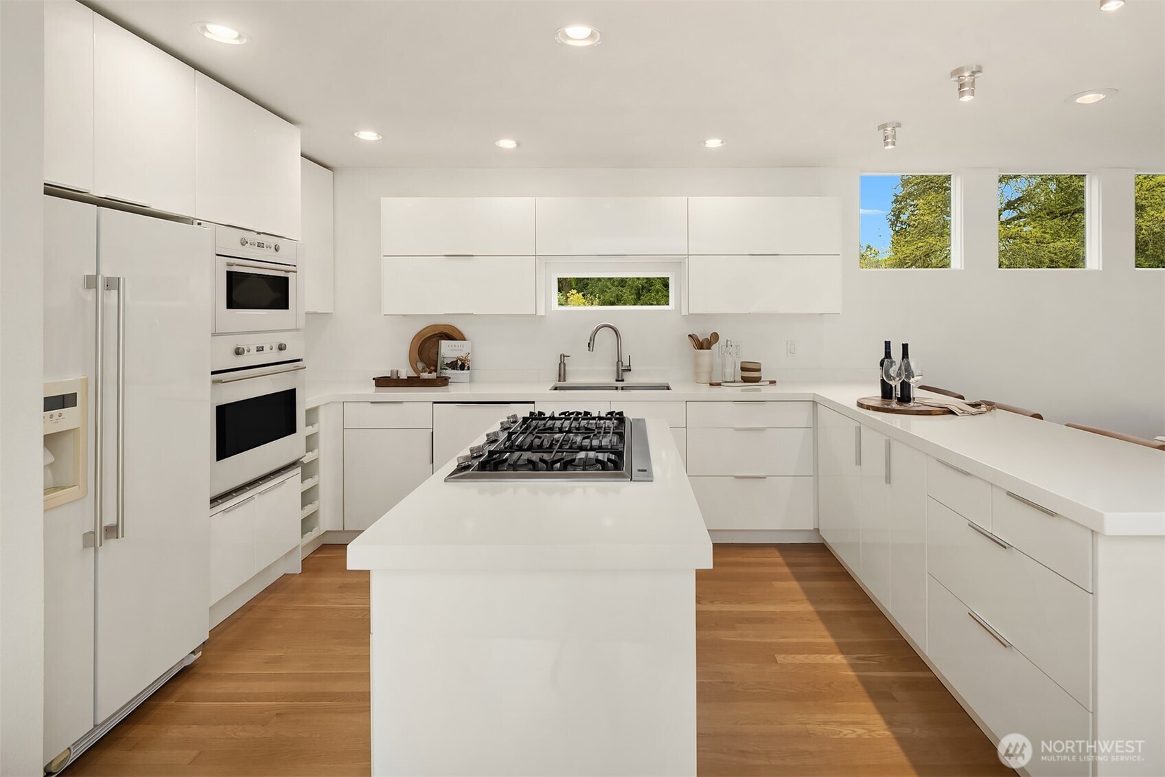 1023 14th Place W, Kirkland, WA 98033