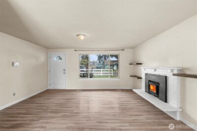 16812 17th Avenue E, Spanaway, WA 98387 - Photo 4