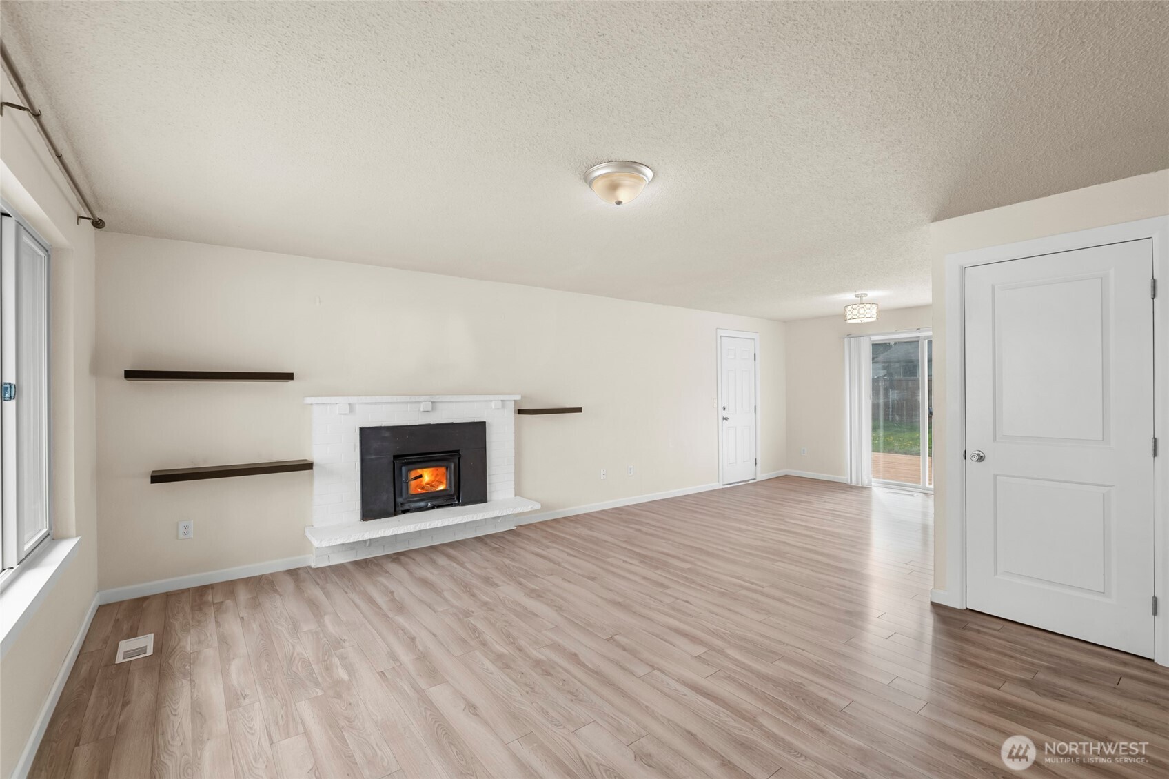 16812 17th Avenue E, Spanaway, WA 98387