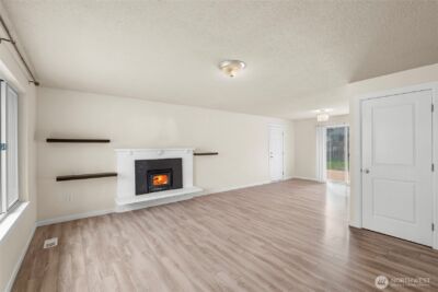 16812 17th Avenue E, Spanaway, WA 98387 - Photo 7