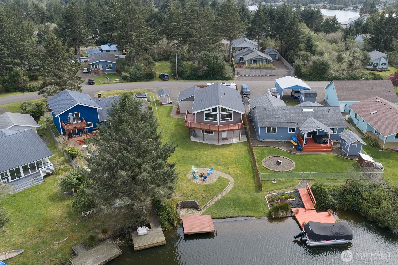 154 S Razor Clam Drive SW, Ocean Shores, WA 98569