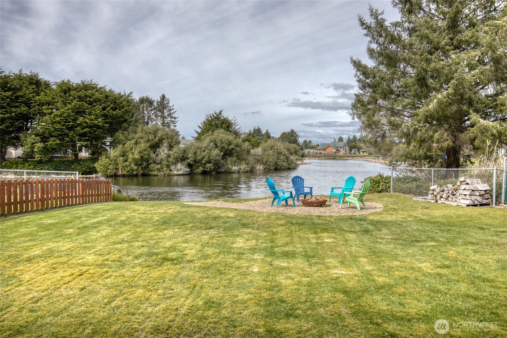 154 S Razor Clam Drive SW, Ocean Shores, WA 98569