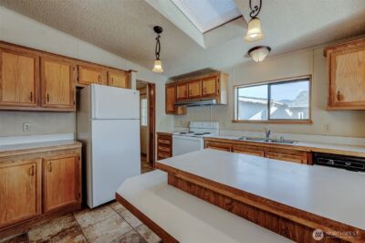 1706 Twin Peaks Drive #83, Wenatchee, WA 98801 - Photo 12