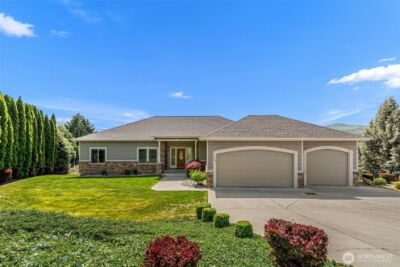 718 Briarwood Drive , East Wenatchee, WA 98802 - Photo 1