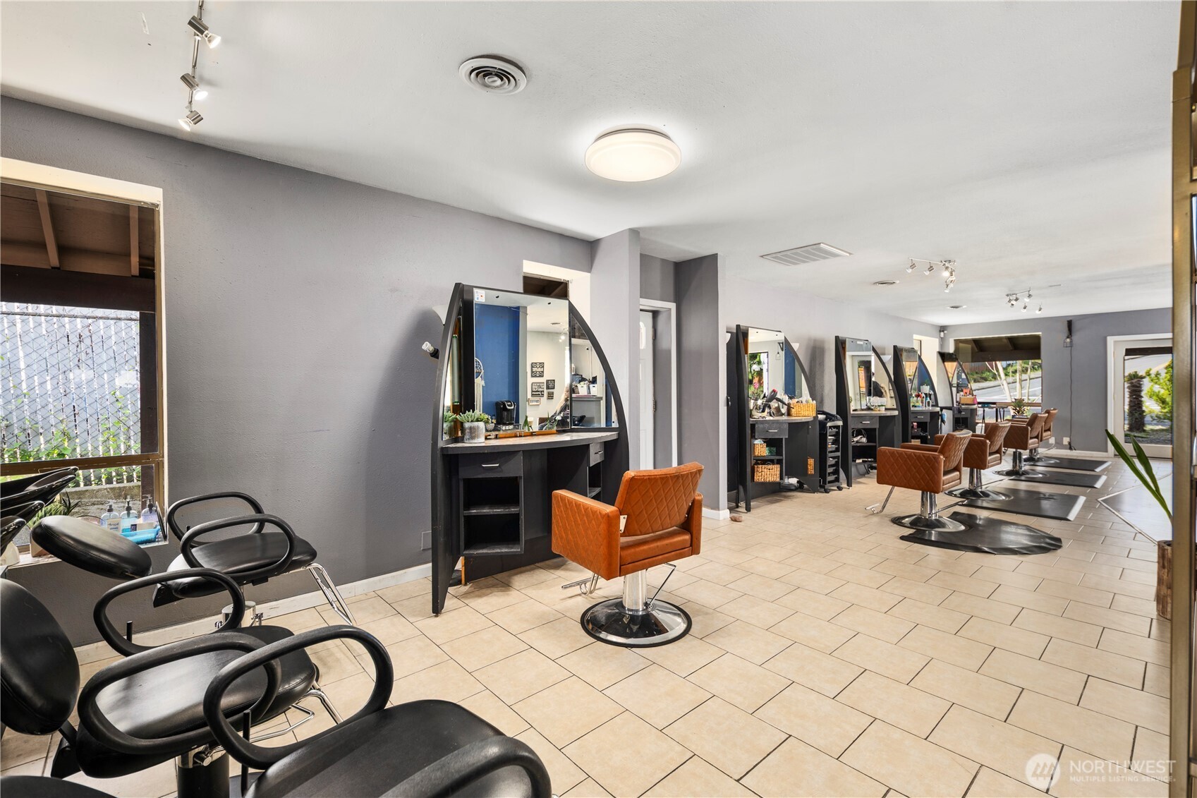 7439 Beverly Boulevard , Everett, WA 98203