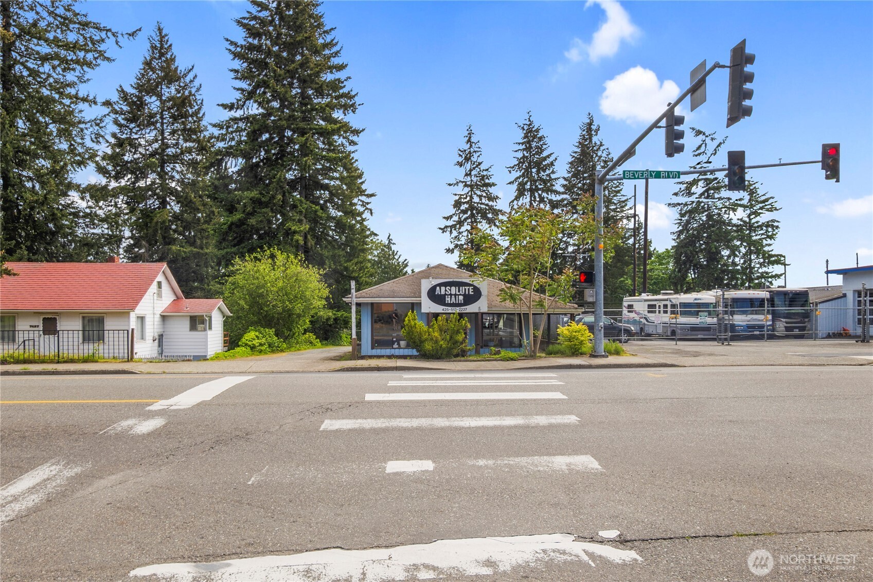 7439 Beverly Boulevard , Everett, WA 98203