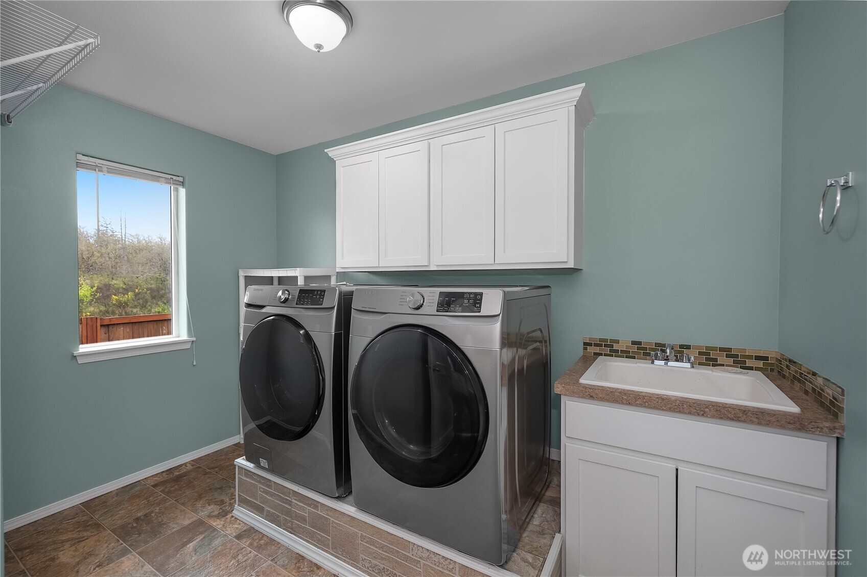 20204 White Rock Loop SW, Centralia, WA 98531