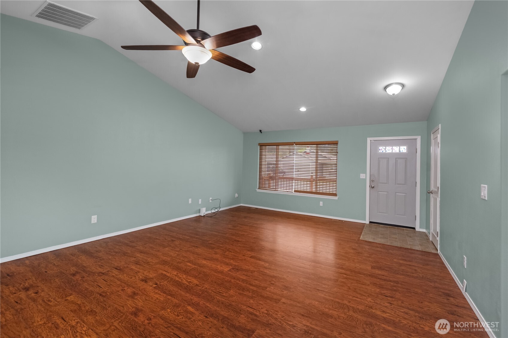 20204 White Rock Loop SW, Centralia, WA 98531