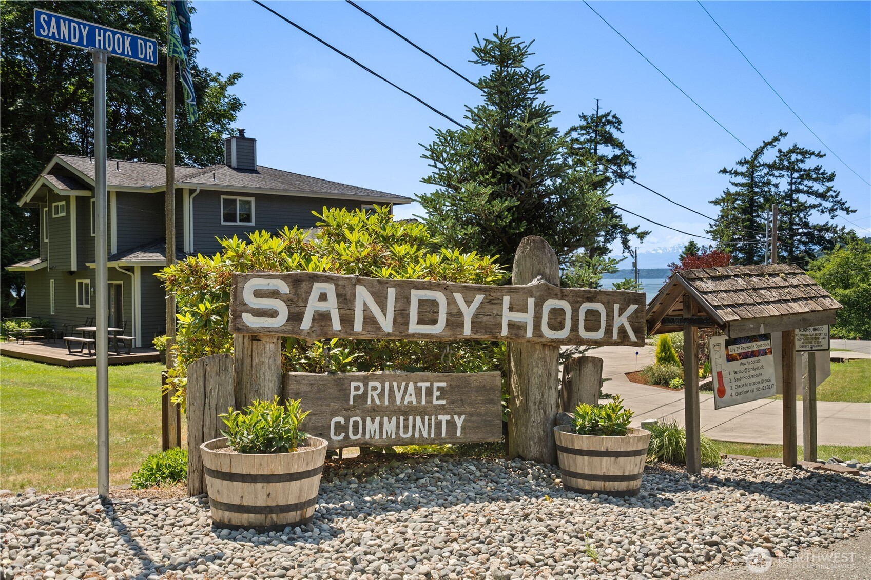 8145 Sandy Hook Terrace , Clinton, WA 98236