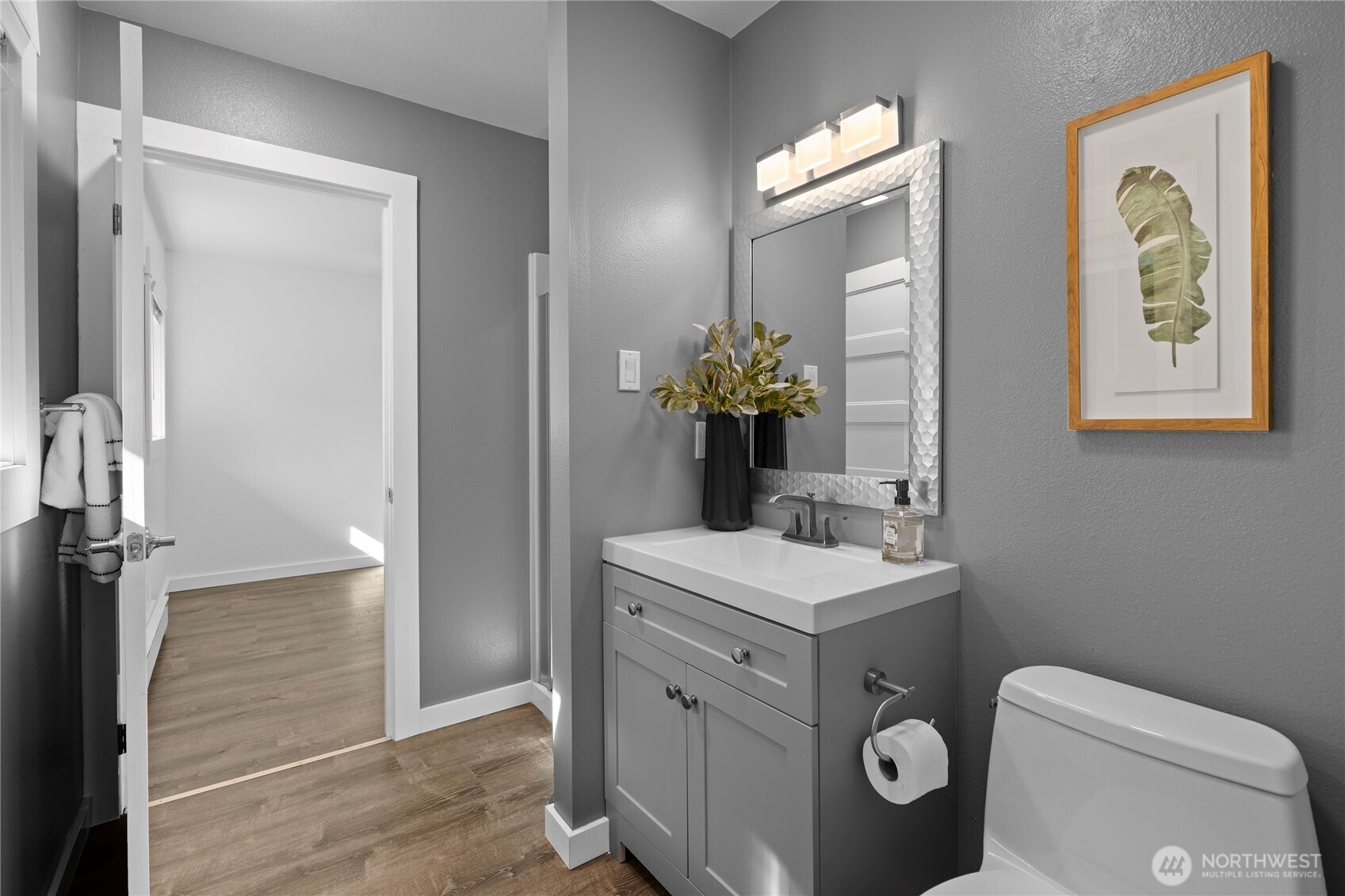 8145 Sandy Hook Terrace , Clinton, WA 98236
