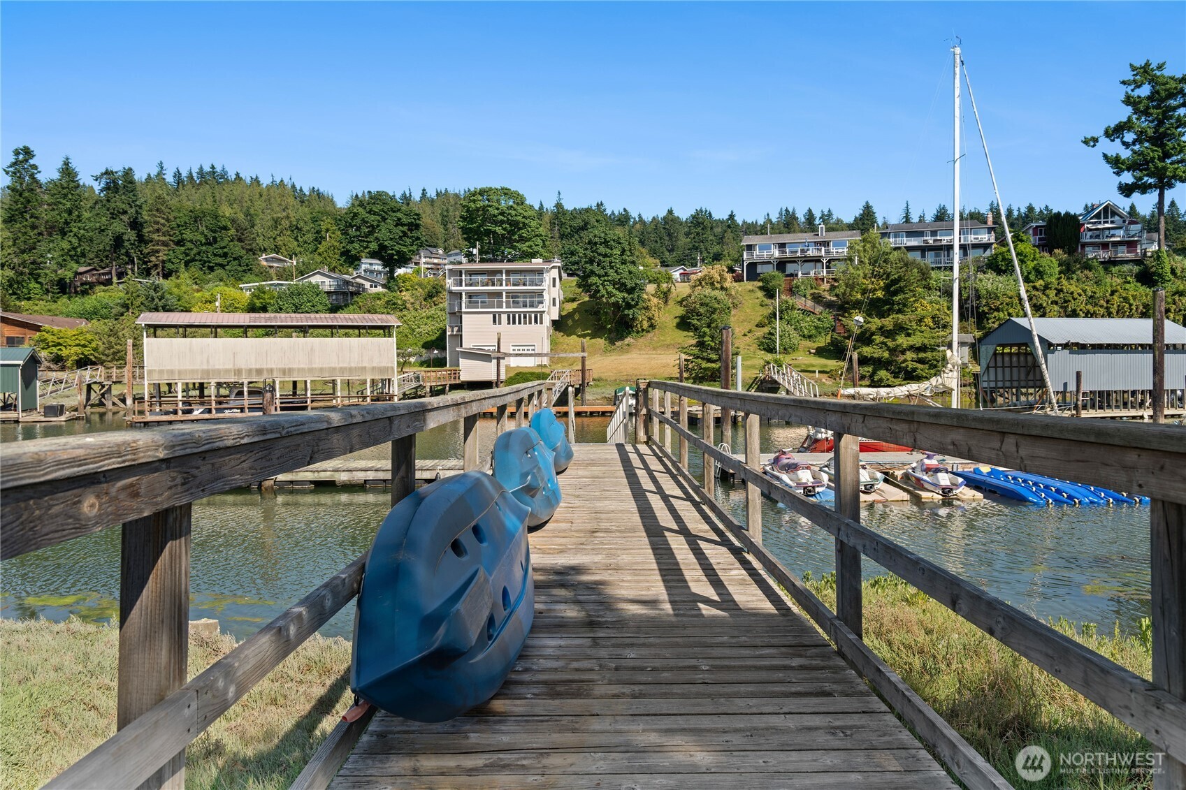 8145 Sandy Hook Terrace , Clinton, WA 98236