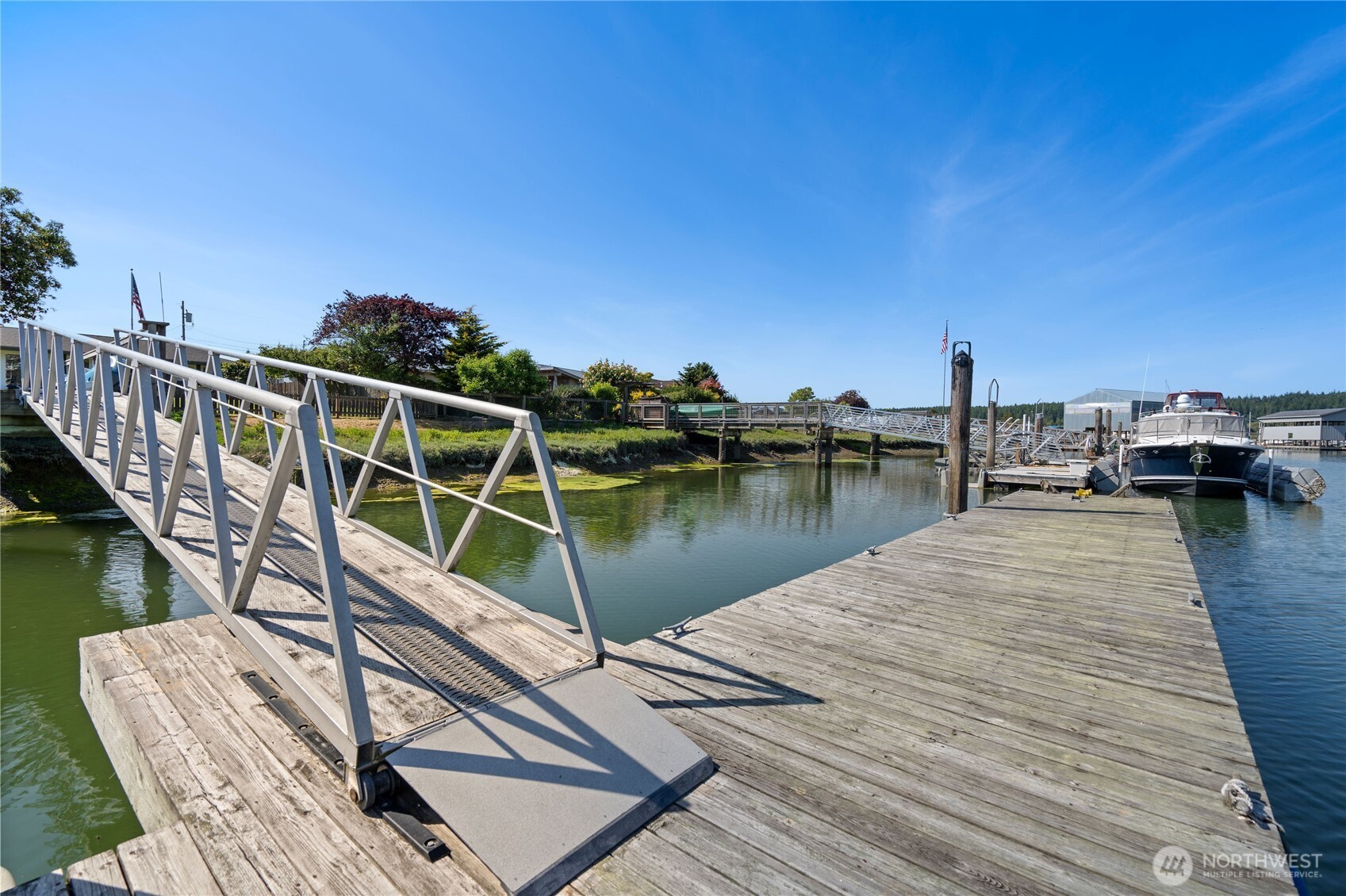 8145 Sandy Hook Terrace , Clinton, WA 98236