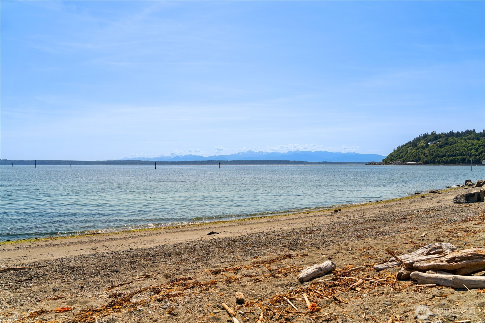 8145 Sandy Hook Terrace , Clinton, WA 98236