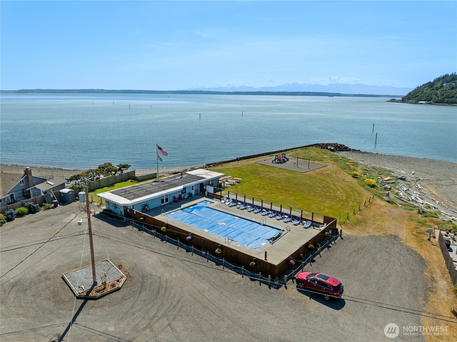 8145 Sandy Hook Terrace , Clinton, WA 98236