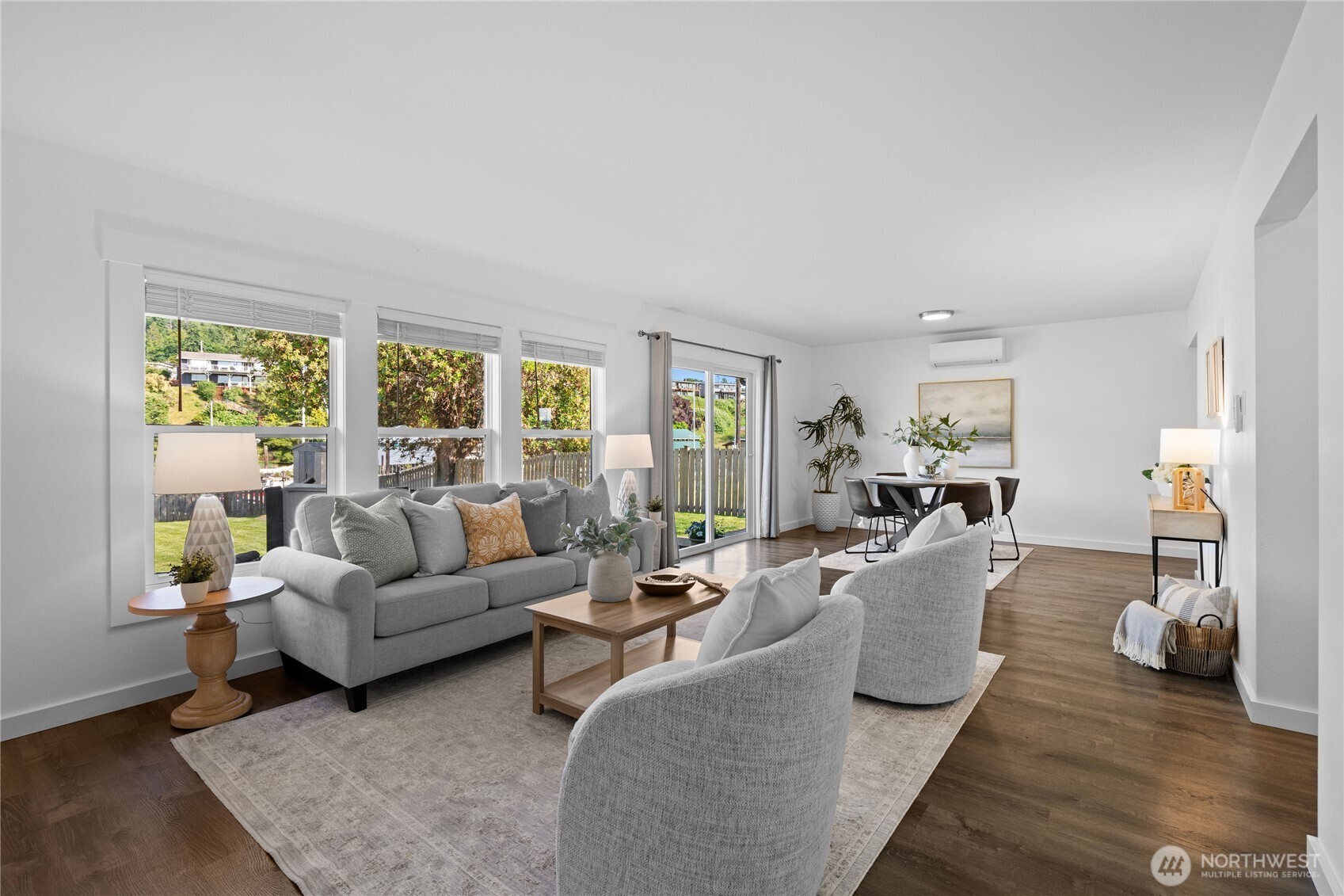 8145 Sandy Hook Terrace , Clinton, WA 98236