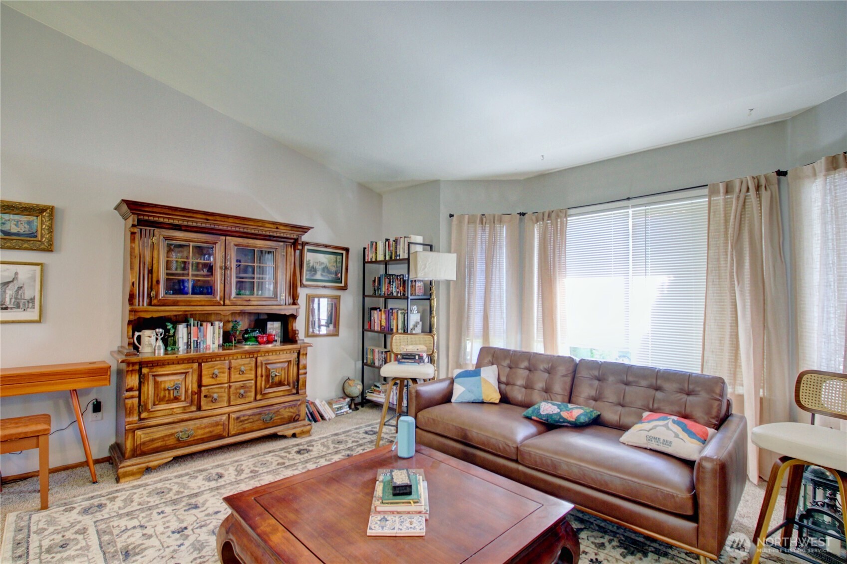 73 NW Roeder Drive , Oak Harbor, WA 98277