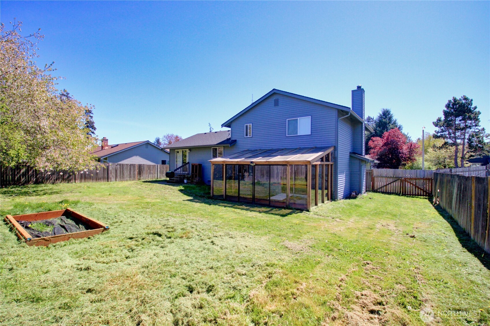 73 NW Roeder Drive , Oak Harbor, WA 98277