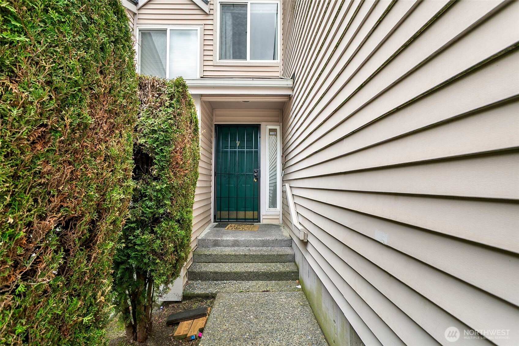 1825 S 330th Street #E7, Federal Way, WA 98003