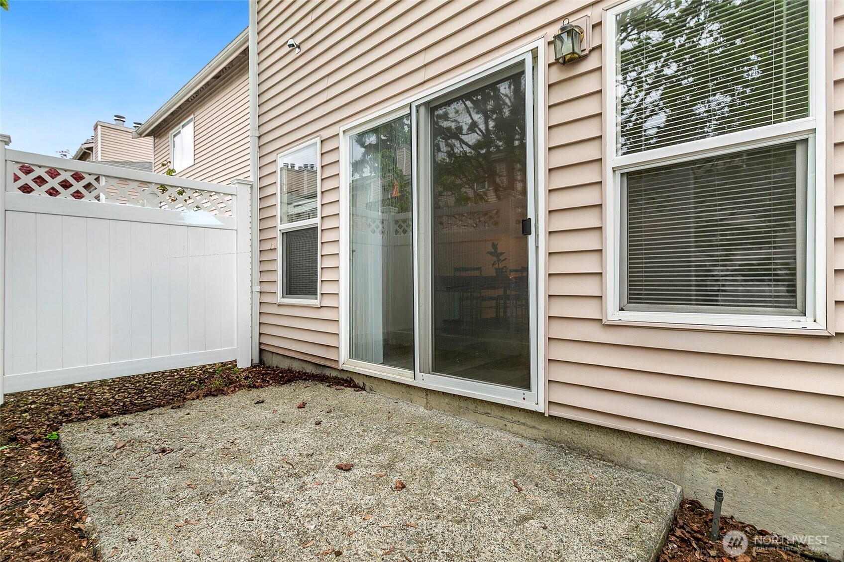 1825 S 330th Street #E7, Federal Way, WA 98003