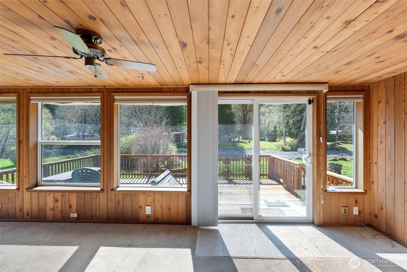 210 Kelly Road , Brinnon, WA 98320