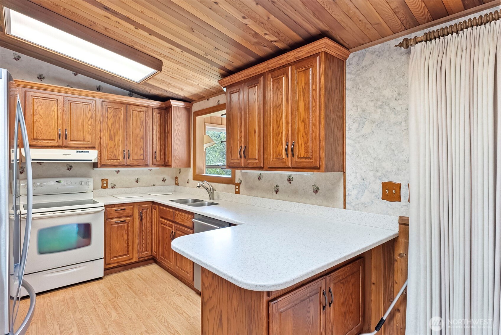210 Kelly Road , Brinnon, WA 98320